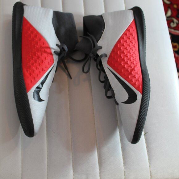 Nike Soccer  ( Indoor) shoes Nike PHANTOM VSN CLUB DF TF( Unisex) size 9 - Picture 8 of 9